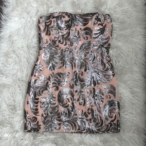 Women’s mini sequence dress. Looks great on!